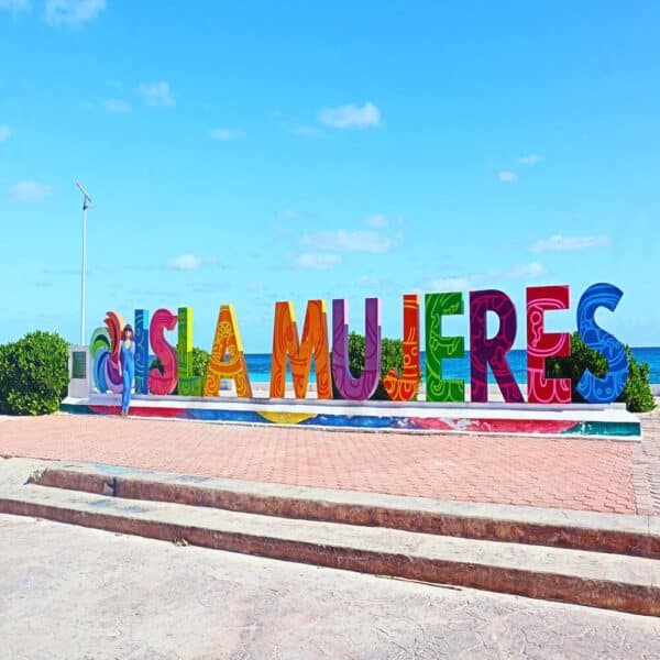 Tour a Isla Contoy y Isla Mujeres: Snorkel, Playa y Naturaleza - Image 2